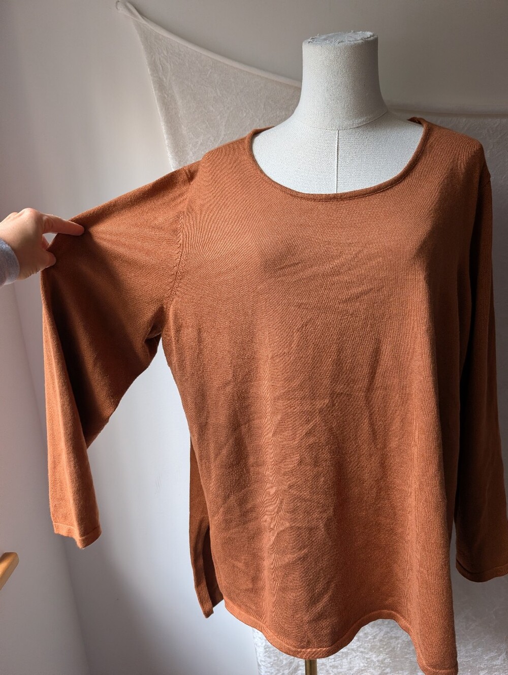Tahari Rayon Nylon Sweater Round Neck Burnt Orange